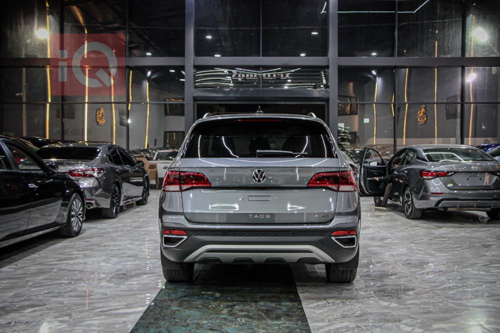 فولكسفاغن تاوس